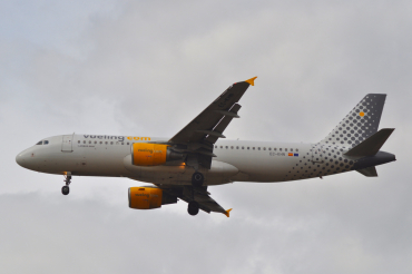 EC-KHN (3203) 2007 Airbus A320-216