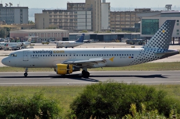 EC-KLT (3376) 2007 Airbus A320-216