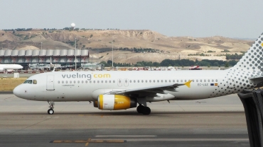 EC-LQZ (1933) 2003 Airbus A320-232