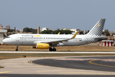EC-MBT (6128) 2014 Airbus A320-232(WL)
