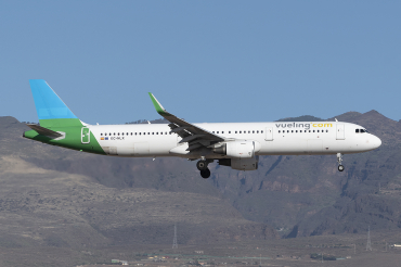 EC-NLX (6629) 2015 Airbus A321-211(WL)