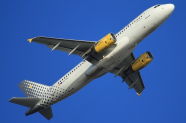 EC-LQJ, (cn 1979), Airbus A320-232