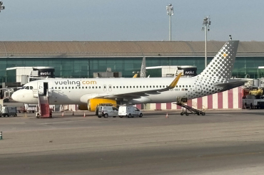EC-OKH (7760) 2017 Airbus A320-232(WL)