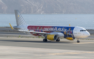 EC-LZN (5925) 2014 Airbus A320-214(WL)