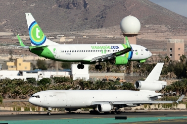 PH-HZA (28373) 1998 Boeing 737-8K2(WL)