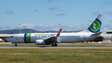 PH-GGX (36595) 2010 Boeing 737-8EH(WL)