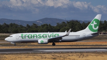 PH-HXG (41355) 2017 Boeing 737-8K2(WL)