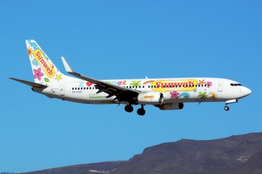 PH-HZG (28379) 2000 Boeing 737-8K2 WL