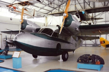 129 (1251) 1942 Grumman G-44 Widgeon