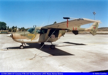 13709,  Reims FTB337G Skymaster
