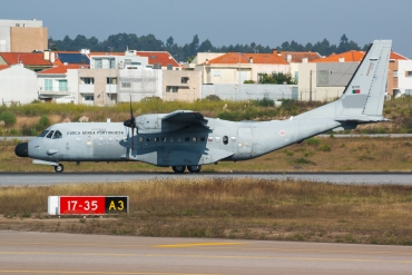 16707 (S-061) 2009 CASA C-295M