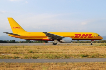 G-BIKG (cn 22178) Boeing 757-236(SF)