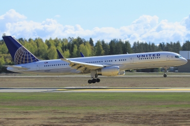 N12109 (27299) 1994 Boeing 757-224(WL)