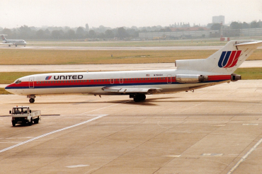 N7642U (19915) 1969 Boeing 727-222