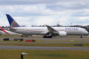 N17963 (37812) 2016 Boeing 787-9 Dreamliner