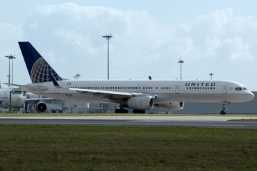 N12116 (27558) 1996 Boeing 757-224(WL)