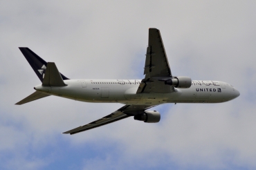 N653UA (25391) 1992 Boeing 767-322(ER)