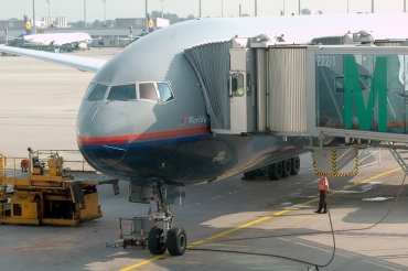 N779UA (26941) 1996 Boeing 777-222