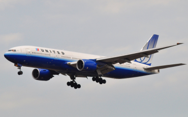 N776UA (26937) 1996 Boeing 777-222