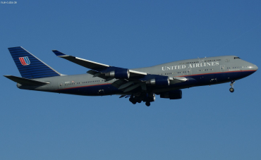 N120UA (29166) 1999 Boeing 747-422