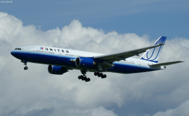 N776UA (26937) 1996 Boeing 777-222