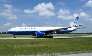 N780UA (26944) 1996 Boeing 777-222
