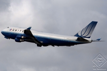 N118UA (28811) 1999 Boeing 747-422