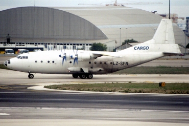 LZ-SFN (2340806) 1962 Antonov An-12A