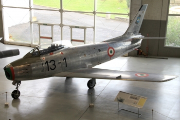MM19792 / 13-1 (692) North American F-86E(M) Sabre