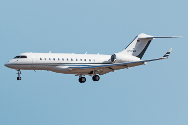 D-ARCO (9811) 2017 Bombardier BD-700-1A10 Global 6000