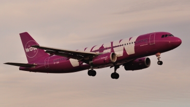 TF-SIS (4270) 2010 Airbus A320-232