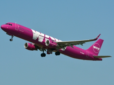 TF-MOM (6210) 2014 Airbus A321-211(WL)