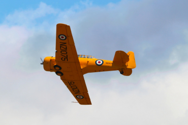 VH-HVD / NZ1075 1941 North American AT-6D Harvard III