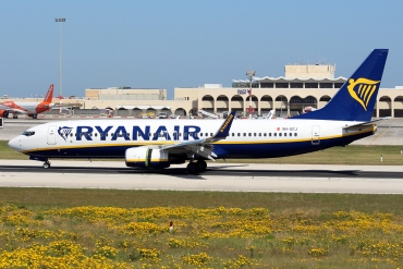 9H-QCJ (62690) 2016 Boeing 737-8ASWL