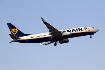 9H-QCN (44833) 2018 Boeing 737-8AS(WL)
