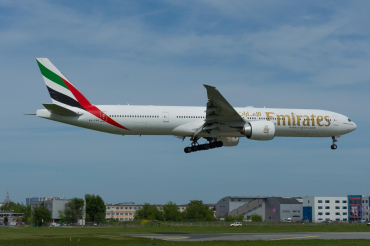 A6-ENU (41367) 2014 Boeing 777-31H(ER)