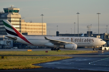 A6-EAI (437) 2001 Airbus A330-243