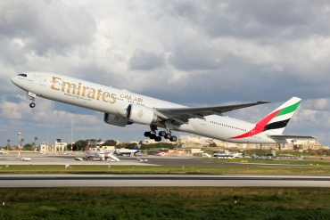 A6-ECW (38981) 2009 Boeing 777-31H(ER)