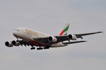 A6-EDJ (009) 2006 Airbus A380-861