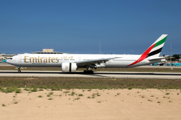 A6-EGR · Boeing 777-31H/ER · MLA / LMML