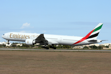 A6-EGS · Boeing 777-31H/ER · MLA / LMML