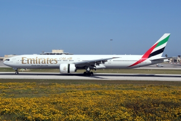 A6-EPC (42322) 2015 Boeing 777-31H(ER)