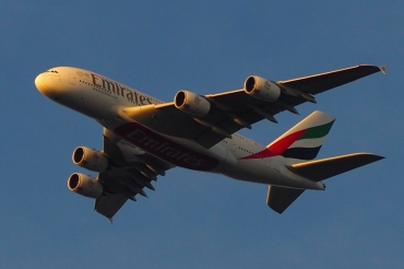 A6-EUM (225) 2016 Airbus A380-842
