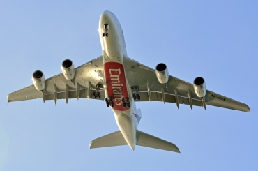 A6-EUN (226) 2016 Airbus A380-842