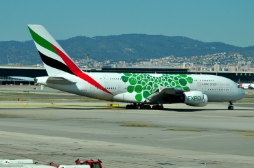A6-EEW (153) 2014 Airbus A380-861