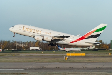 A6-EDT (090) 2011 Airbus A380-861