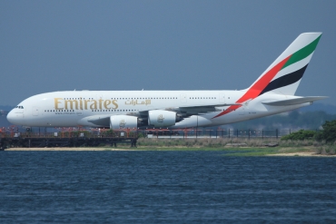 A6-EDP (077) 2011 Airbus A380-861
