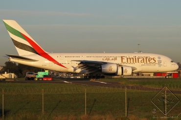 A6-EDE (017) 2008 Airbus A380-861