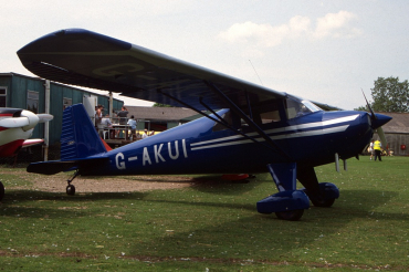 G-AKUI (2464) 1947 Luscombe 8E Silvaire