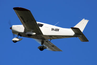 9H-ABW (28-586) Piper PA-28-160 Cherokee